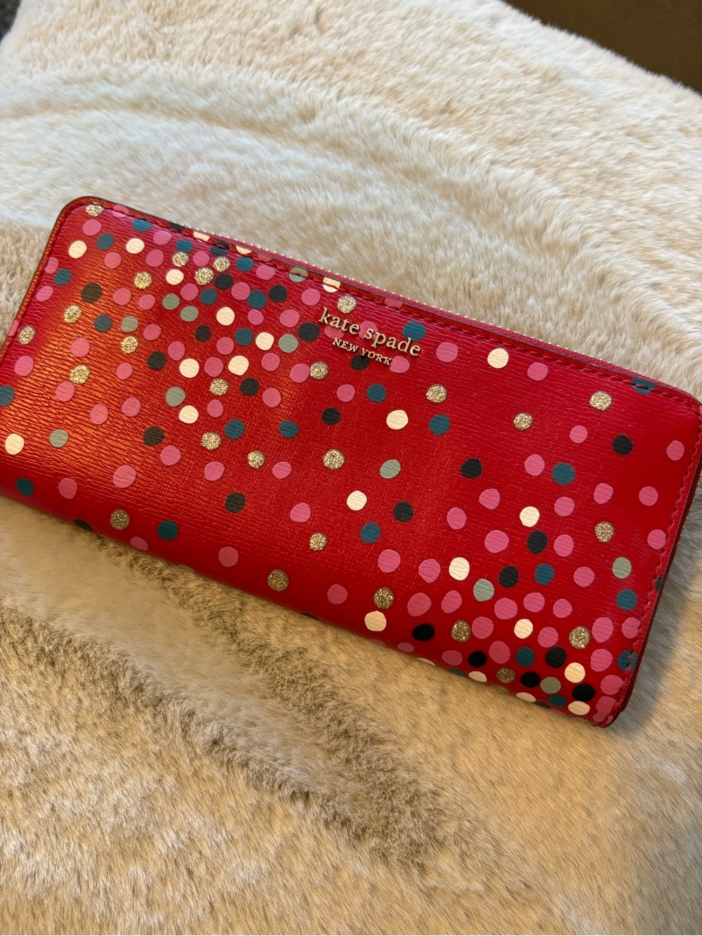 UNUSED Kate Spade Red Multicolor Confetti Zip-Around Wallet